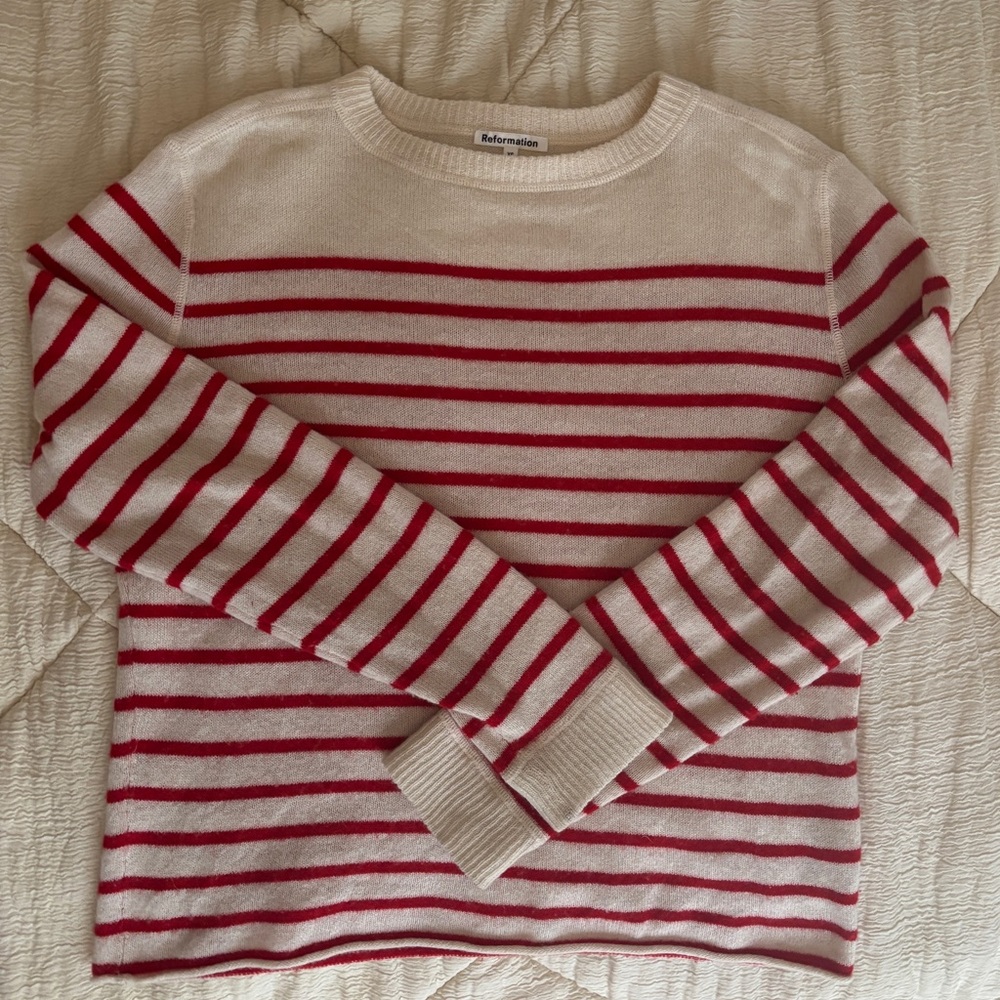 Reformation Cashmere boyfriend sweater